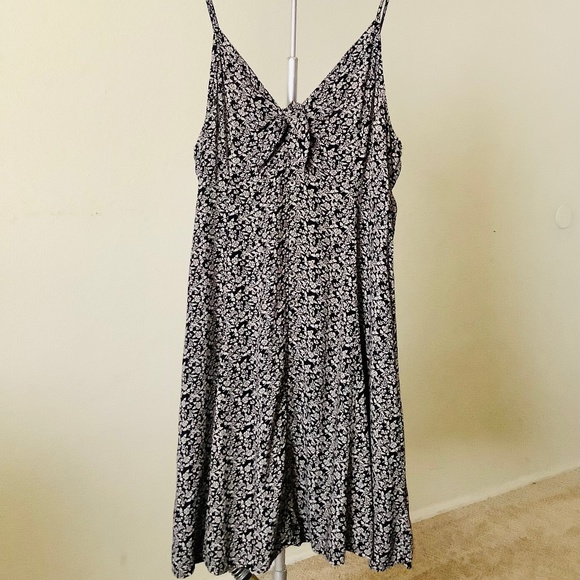 New without Tags Dress size L / Black & White - Picture 1 of 8